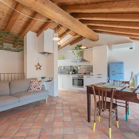 Apartment La Piazzetta