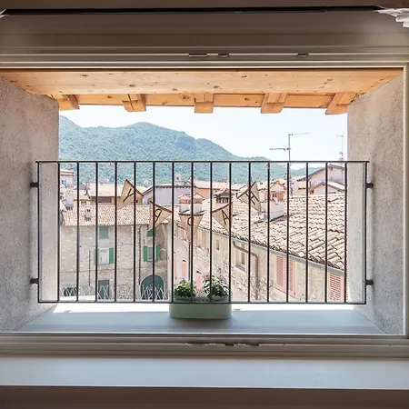 Apartment La Piazzetta Iseo